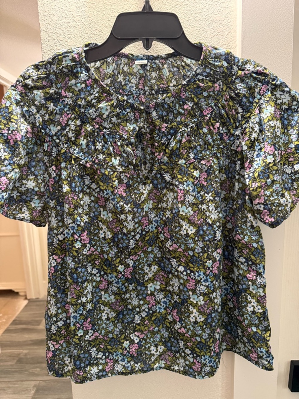 Old Navy Olive Floral Ruffle Yoke Short Sleeve Top